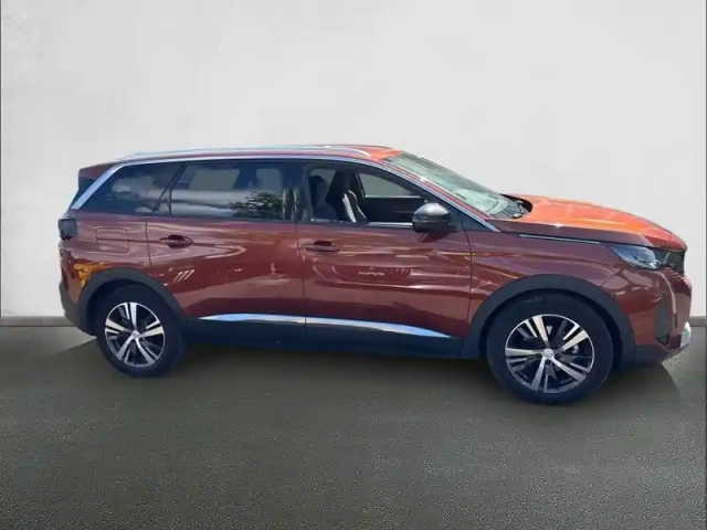 Peugeot 5008 puretech 130ch s&amp;s eat8 — photo 4