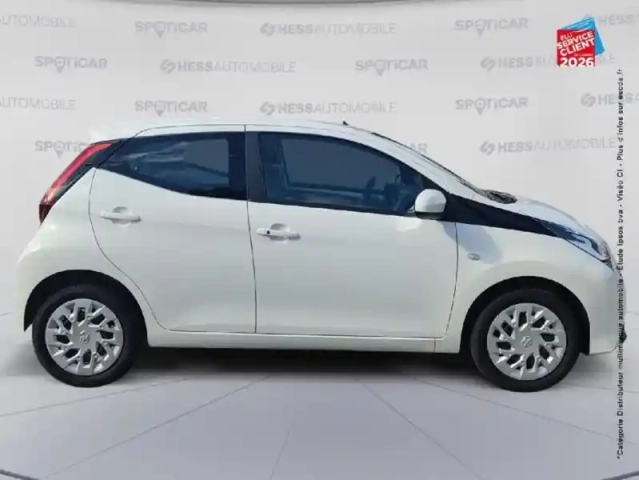 Toyota Aygo 1.0 vvt-i 72ch x-play x-app 5p mc18 — photo 4