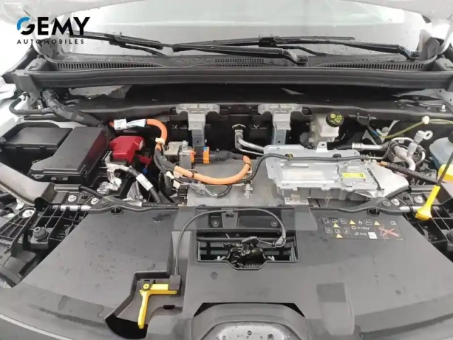 Renault Megane e-tech ev40 130ch standard charge — photo 53