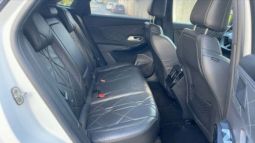 DS DS7 Crossback 1.5 BlueHDi 130 EAT8 - Grand Chic – 2021 – 155113 km – Diesel – Boîte Automatique — photo 32