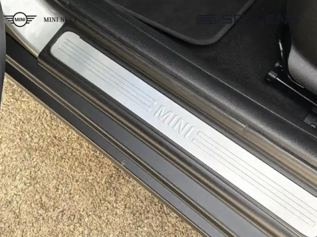 Mini Mini 5 portes cooper 136ch edition premium bva7 — photo 7