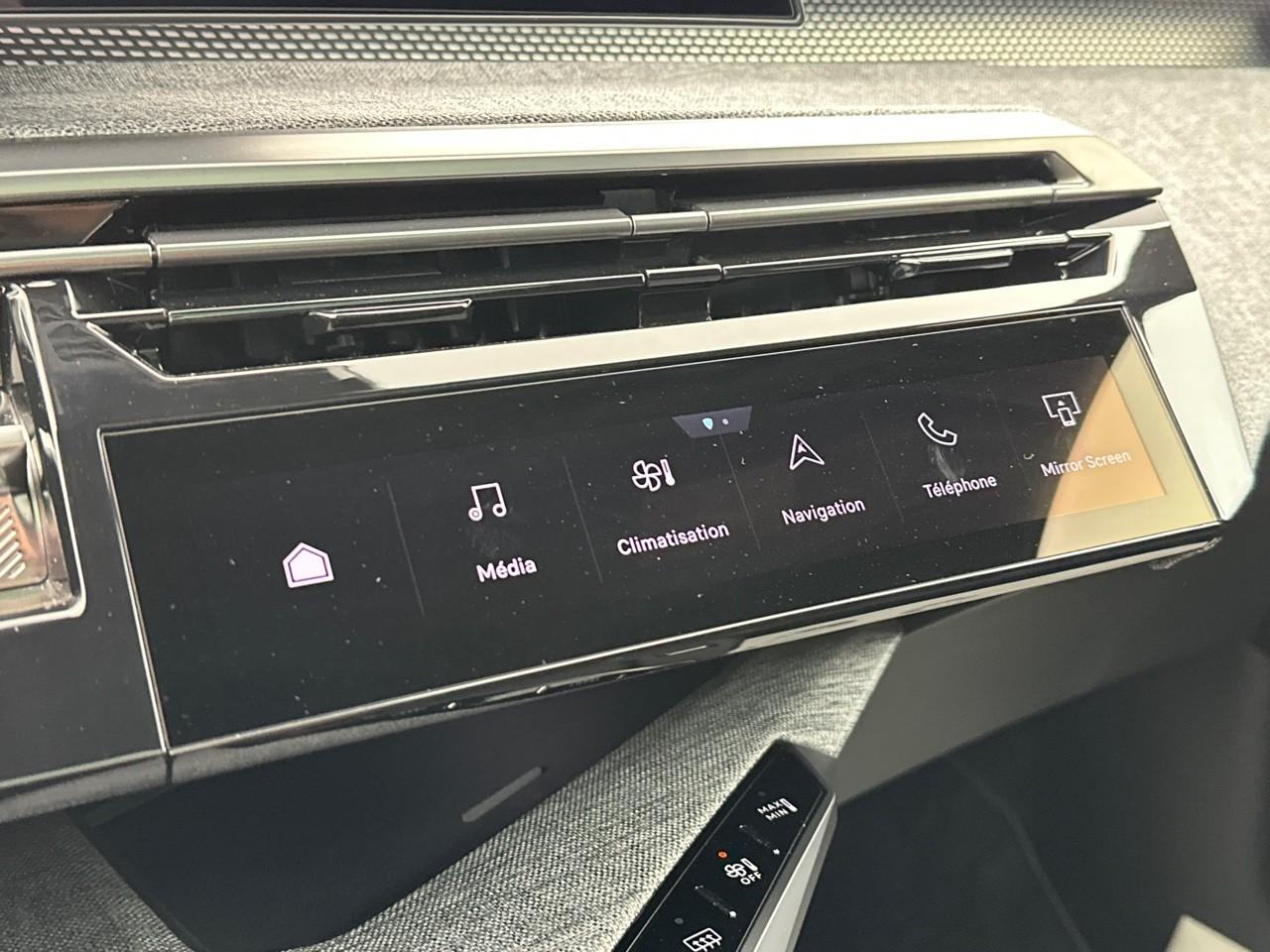 Peugeot 3008 electrique 210 ch 73 kwh gt — photo 27