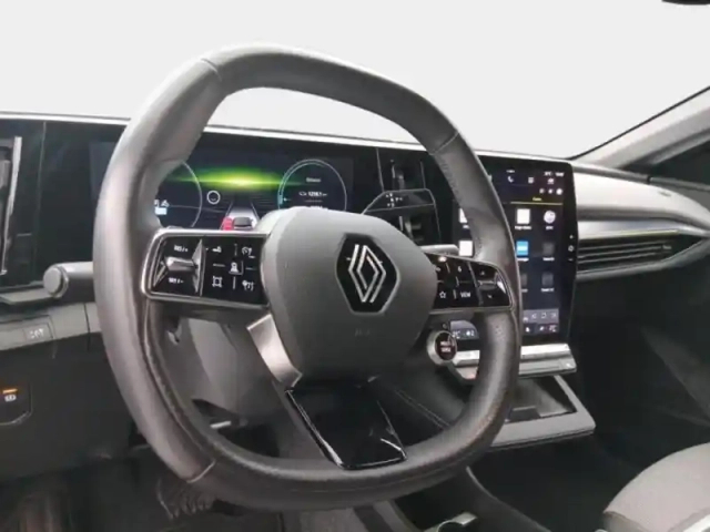 Renault Megane e-tech electric ev60 220ch techno super charge -b — photo 15