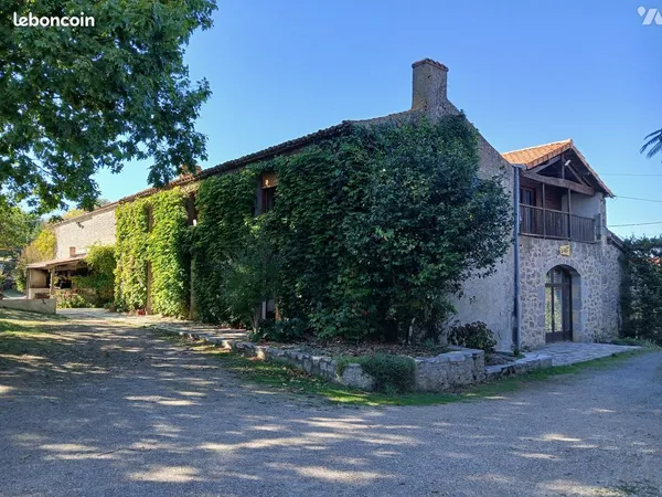 Maison 15 pièces 427 m²