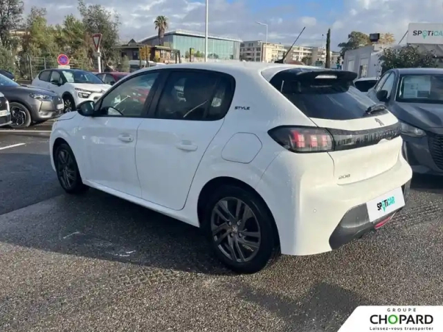 Peugeot 208 puretech 75 s&amp;s bvm5 — photo 7