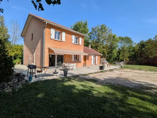 Maison 7 pièces 148 m²