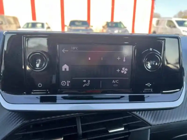 Peugeot 208 puretech 75 s&amp;s bvm5 — photo 48