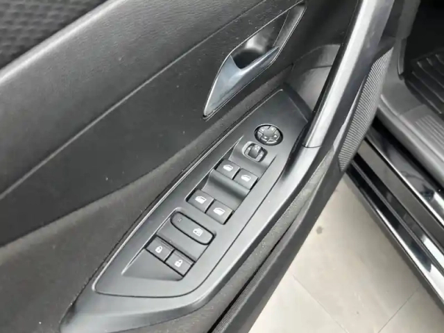 Peugeot 308 sw puretech 130ch s&amp;s eat8 — photo 42