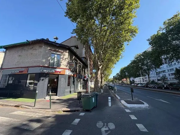 Local commercial 100 m²