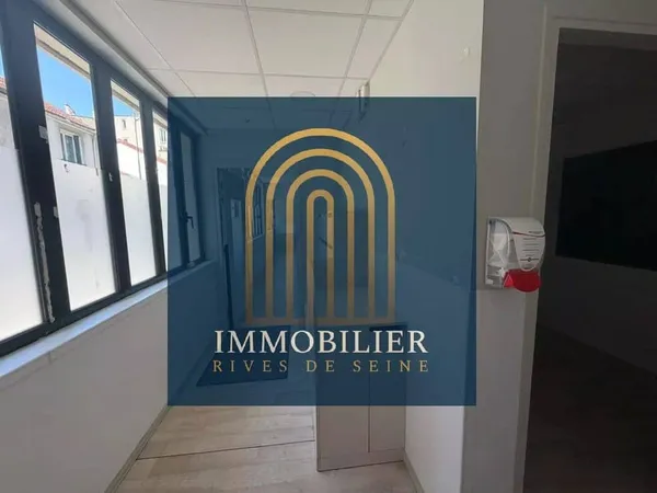 Local commercial 172 m²