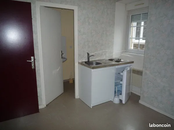 Studio 1 pièce 12 m²