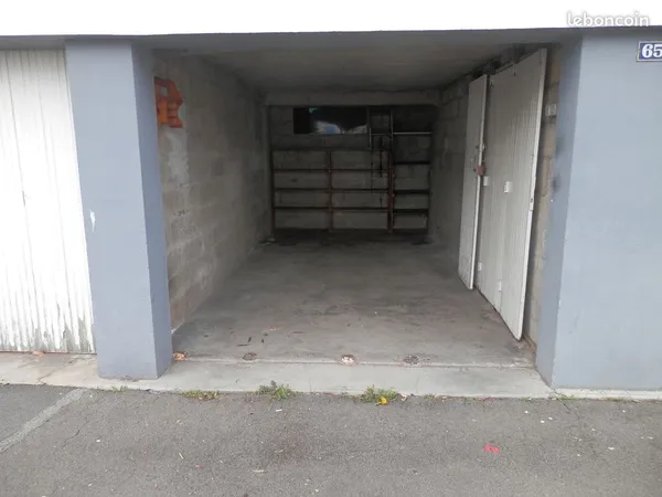 Stationnement Location Lorient 95€