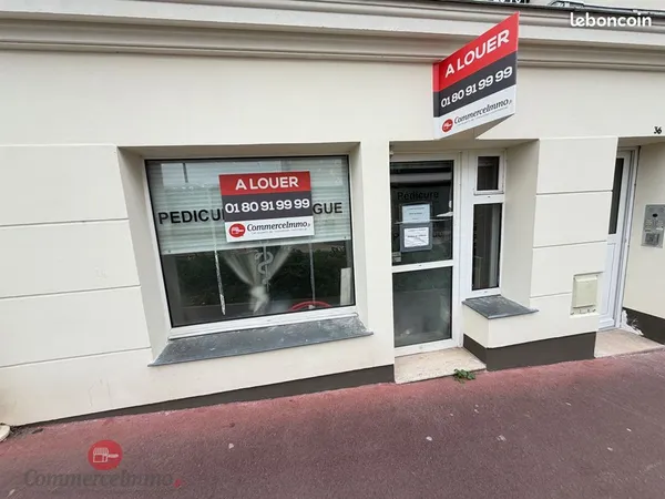 Boutique 30 m² CHARENTON LE PONT