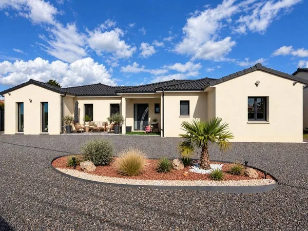 Maison de plain-pied 8 pièces 175 m²
