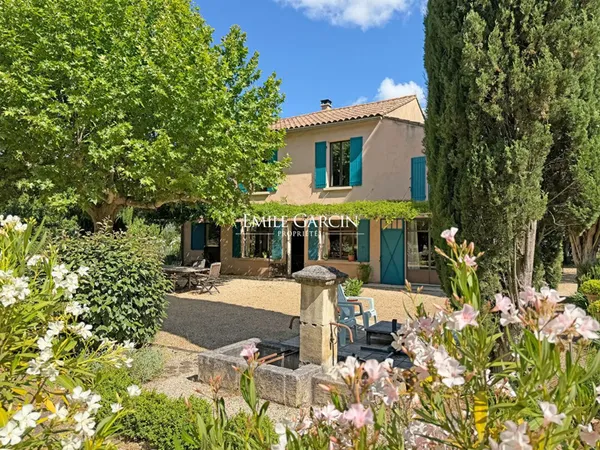 A vendre Mas avec piscine en campagne Carpentras