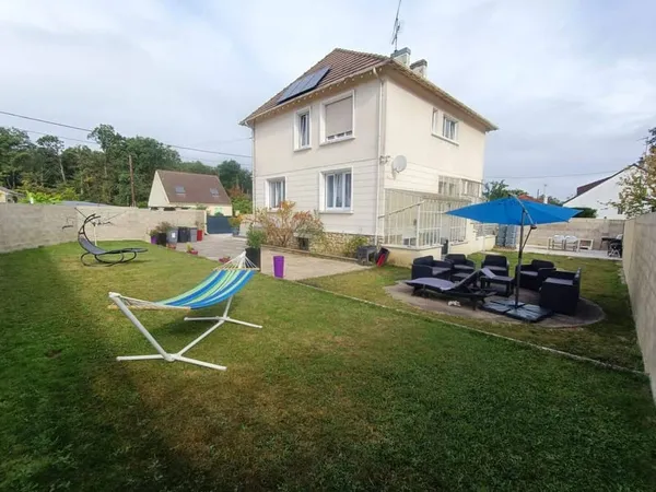 Maison de plain-pied 9 pièces 180 m²