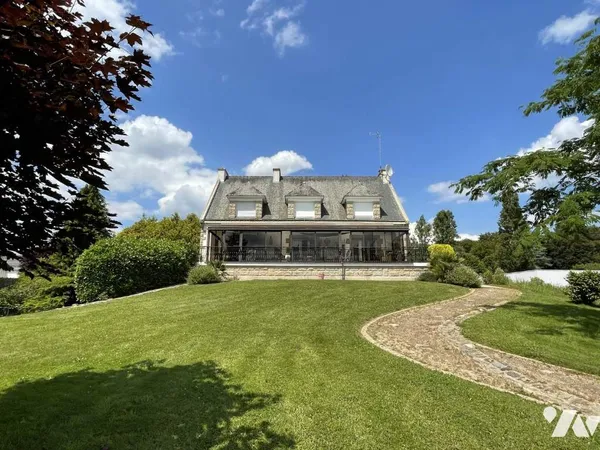 Maison 7 pièces 257 m²