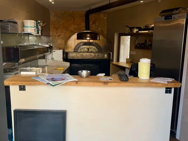 Pizzeria équipée - La Valette - Loyer 650 - Prête à l'emploi