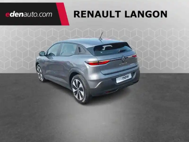 Renault Megane e-tech ev60 130ch super charge — photo 12