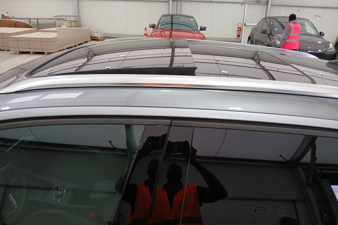 Volkswagen T-Roc — photo 17