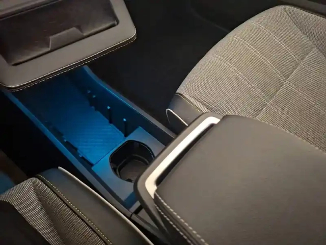 Renault Megane e-tech ev60 220 ch super charge — photo 2