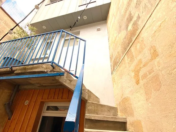 Charmante maison3 pièces rénovée avec terrasse