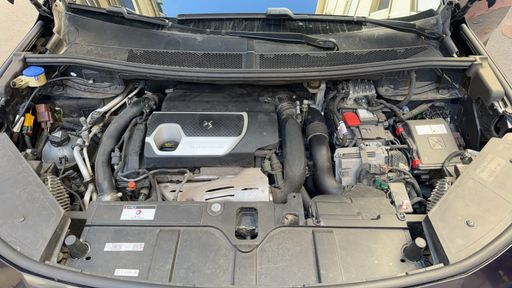 DS DS7 1.6 THP E-tense 300 Plug in Hybrid 4X4 EAT8 - Rivoli – 2020 – 99556 km – Hybride rechargeable – Boîte Automatique — photo 32