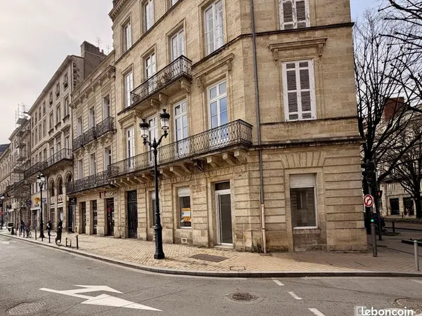 Local commercial 120 m² BORDEAUX