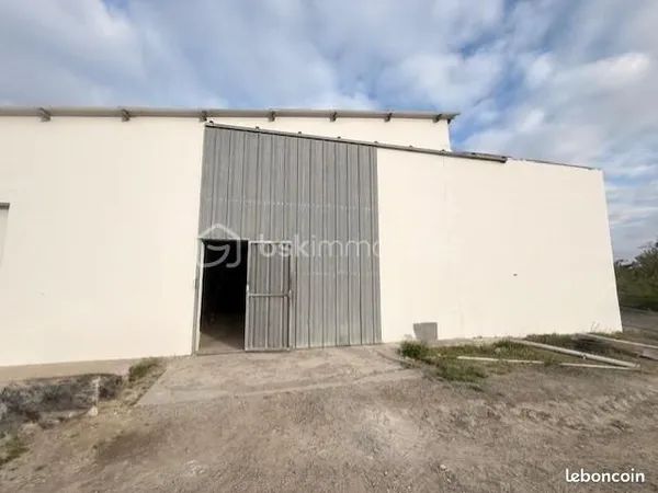 Garage/box 90 m² Notre Dame De Monts