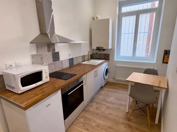 Studio meublé 27M2