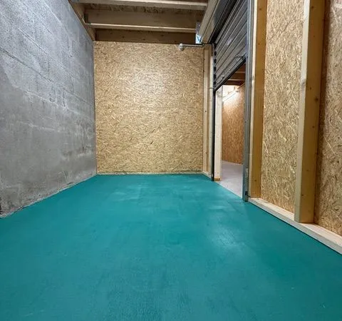 A louer Box de stockage - 7,5m² - immédiatement disponible