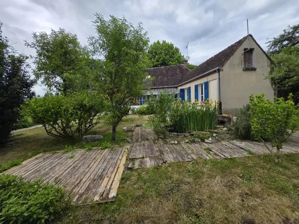 Charmante longère avec jardin à Saint-Germain-des-Prés