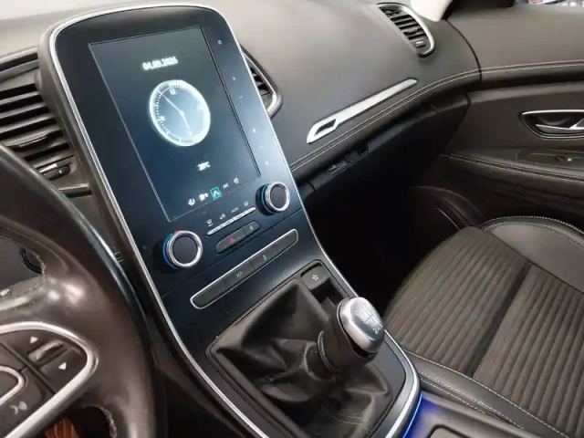 Renault Scenic blue dci 150 — photo 21
