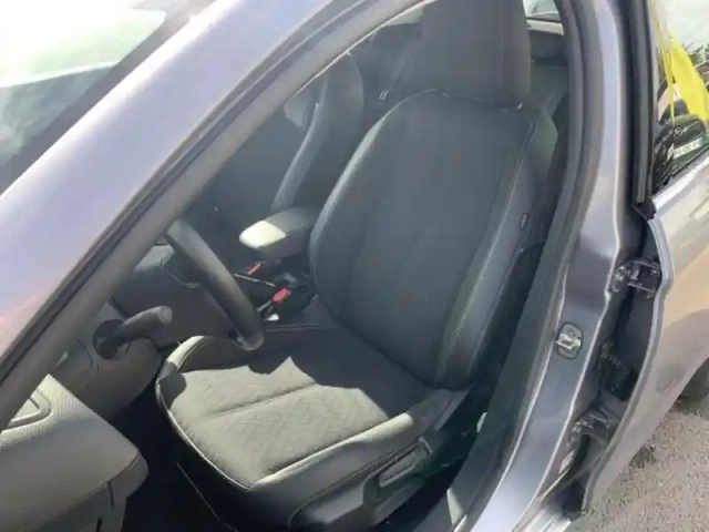 Opel Corsa 1.5 d 100ch elegance — photo 11