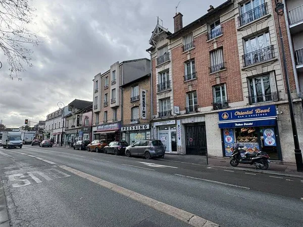 Boutique 259 m²