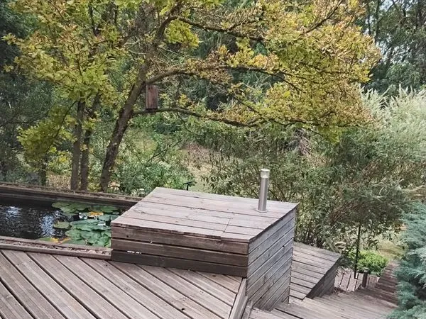 Maison en bois sur pilotis