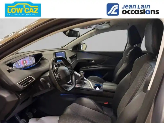 Peugeot 3008 1.2 puretech 130ch s&amp;s bvm6 — photo 11