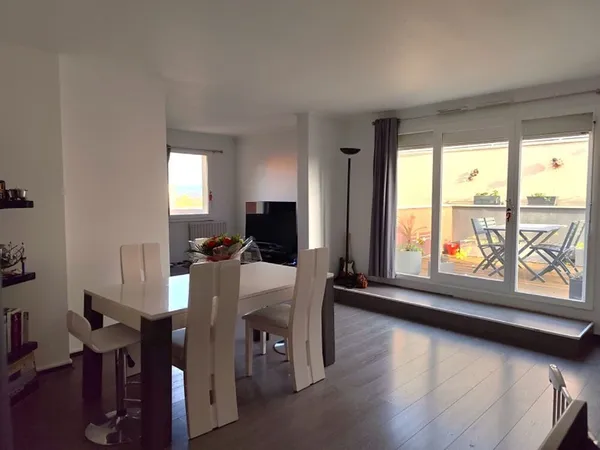 Duplex lumineux avec terrasse