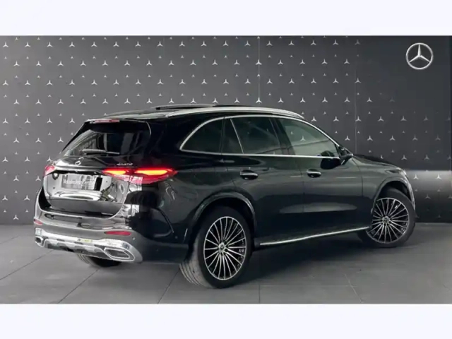 Mercedes Glc 300 e  hybrid eq 4matic am — photo 5
