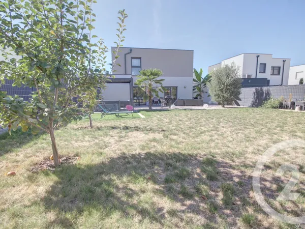 Maison 5 pièces 137 m²