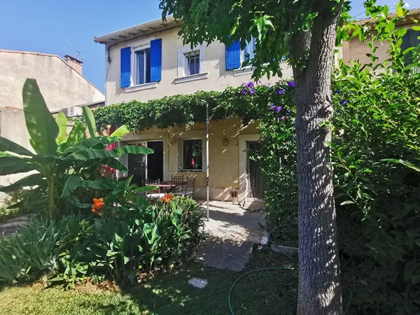 Maison première ceinture Avignon 3 chambres, garage, jardin