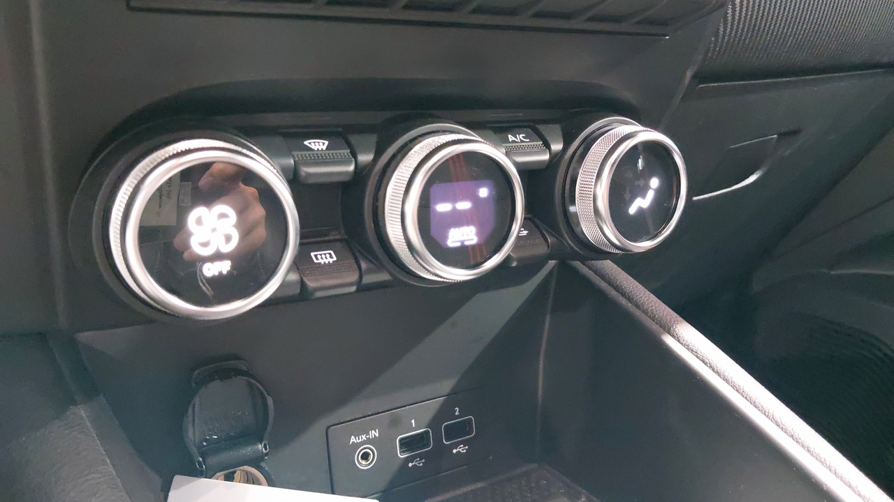 Renault Captur E-Tech Plug-in 160 - 21B — photo 20
