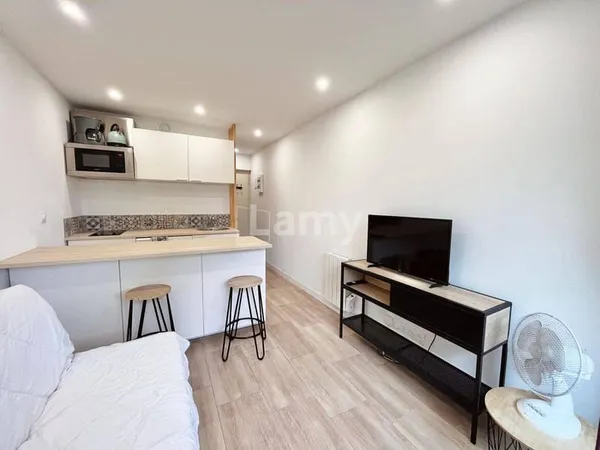 Appartement 1 pièce 14 m²