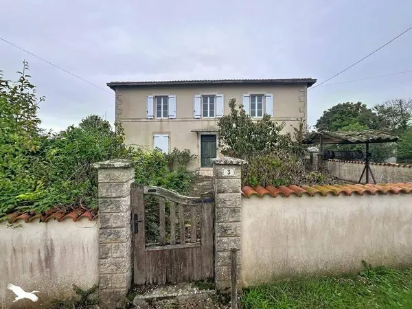 Maison 9 pièces 242 m²
