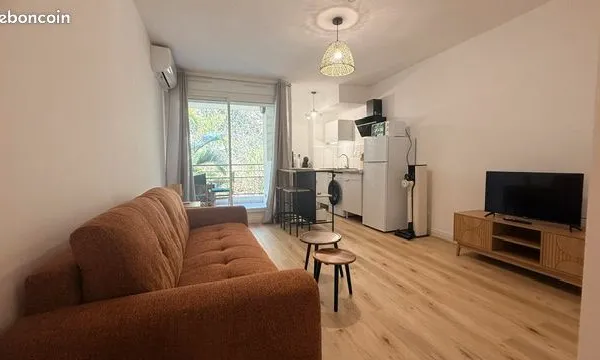 À LOUER - Studio rénové à neuf à Saint-Denis de La Réunion