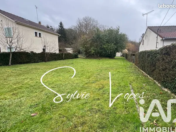 Terrain 726 m² Condé-Sainte-Libiaire