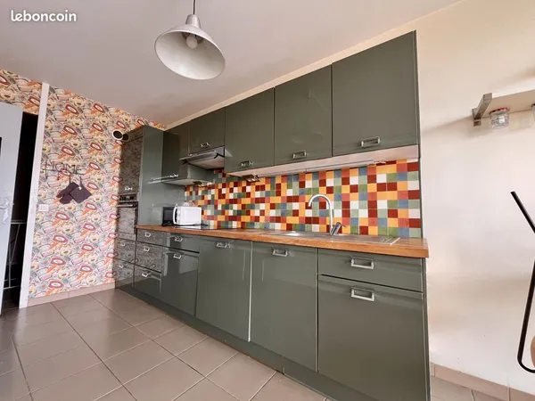 Appartement 6 pièces 98 m²