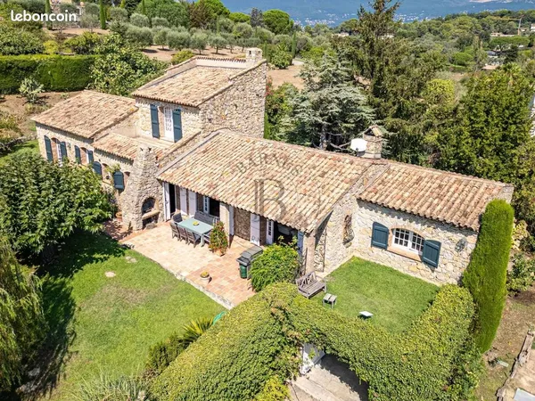 Villa 7 pièces 190 m²