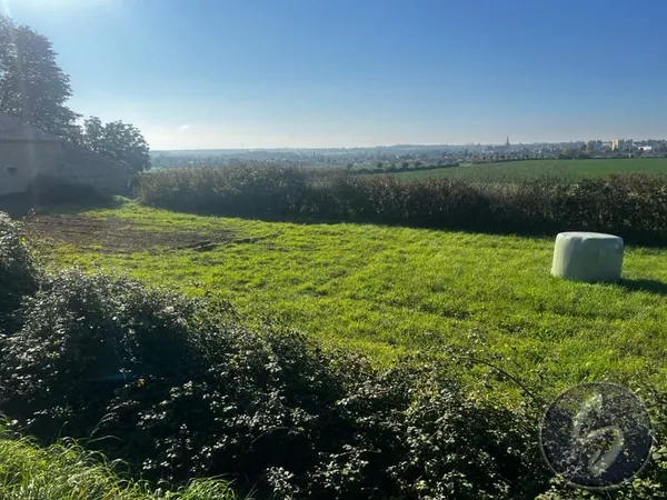 Terrain 1817 m²
