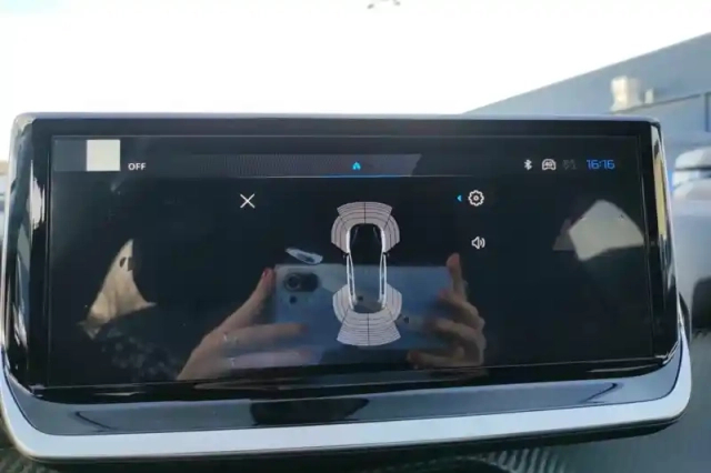 Peugeot 208 electrique 50 kwh 136ch — photo 63